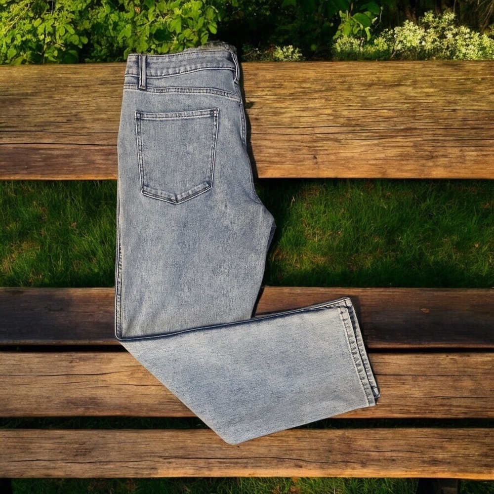 WHBM High-Rise Sculpt Straight Crop Jeans size 12 - Picture 1 of 6